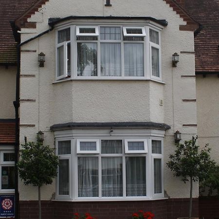 Sunnydale Guest House Stratford-upon-Avon Dış mekan fotoğraf